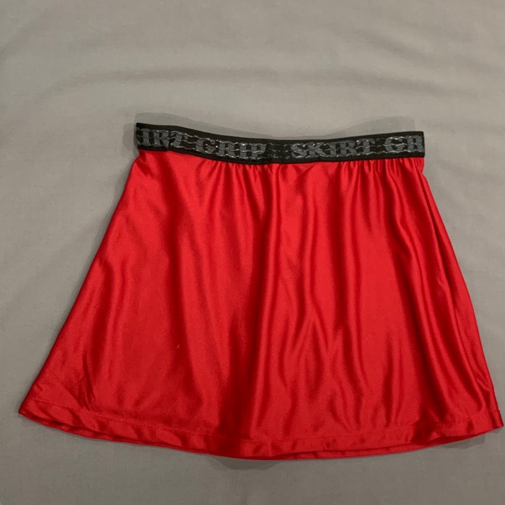 Skirt Grip - The Athletic Skort - Red Mesh